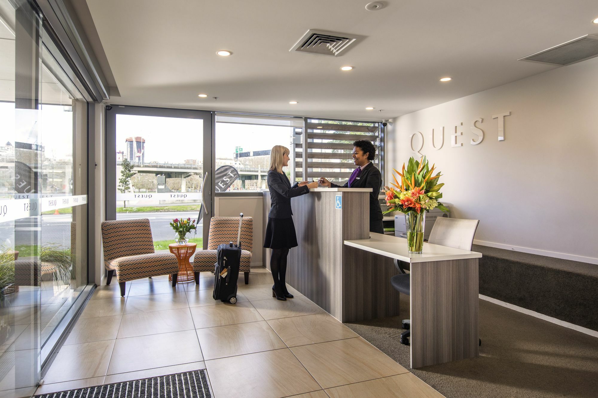 Quest On Beaumont Aparthotel Auckland Exterior photo